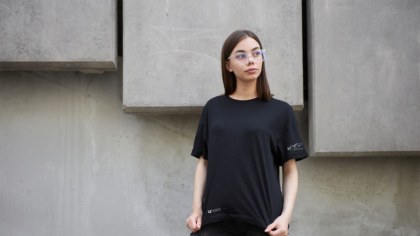 Roundneck T-Shirt- Black